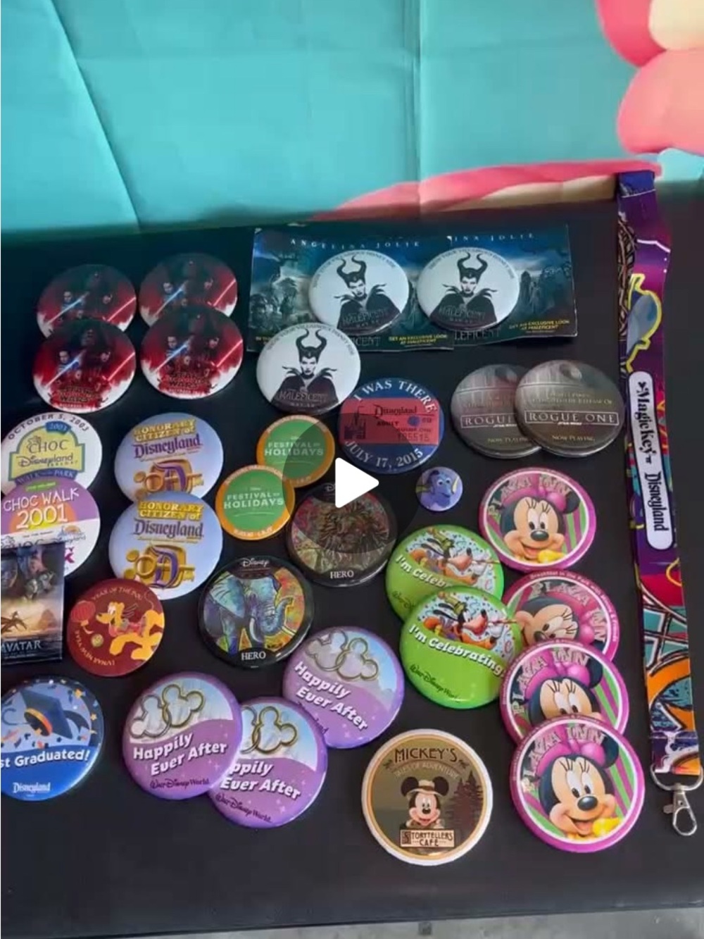 Disney button bundle - Picture 4 of 4